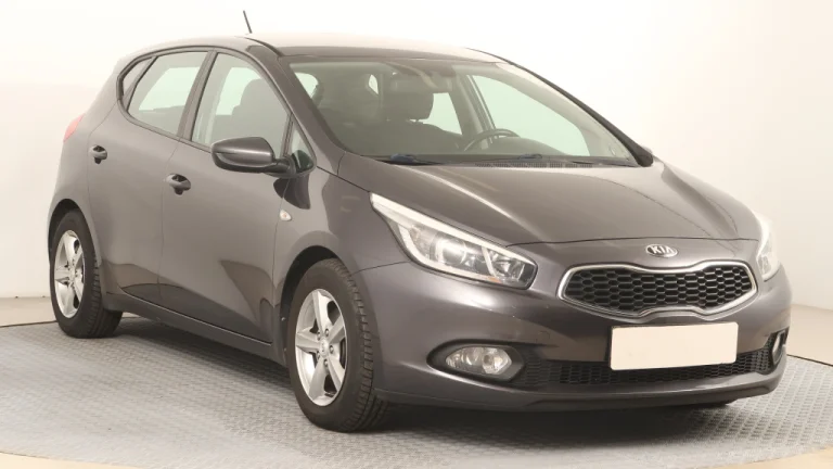 Kia Ceed, 2013