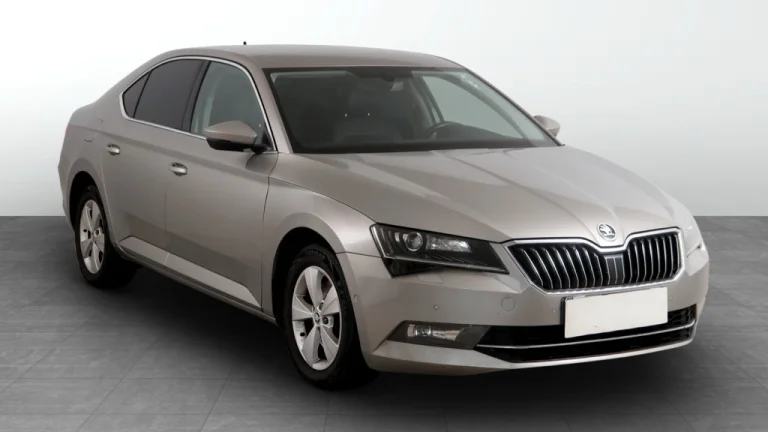 Škoda Superb, 2015