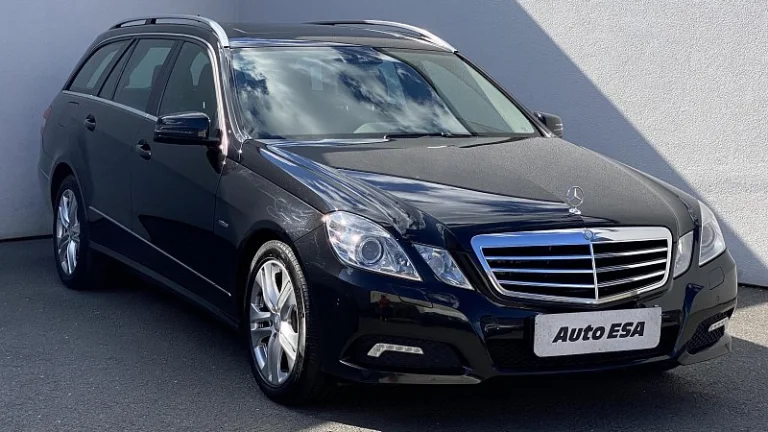 Mercedes-Benz Třída E 3.0 CDi Avantgarde