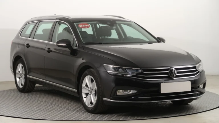 Volkswagen Passat, 2022