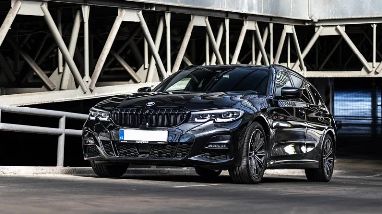 BMW Řada 3 3.0D M Paket