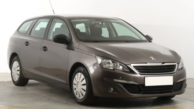 Peugeot 308, 2015