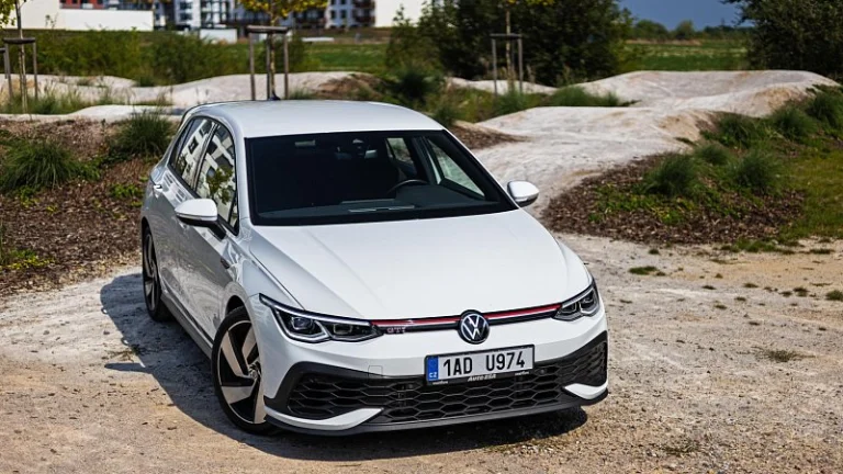 Volkswagen Golf 2.0TFSi GTi