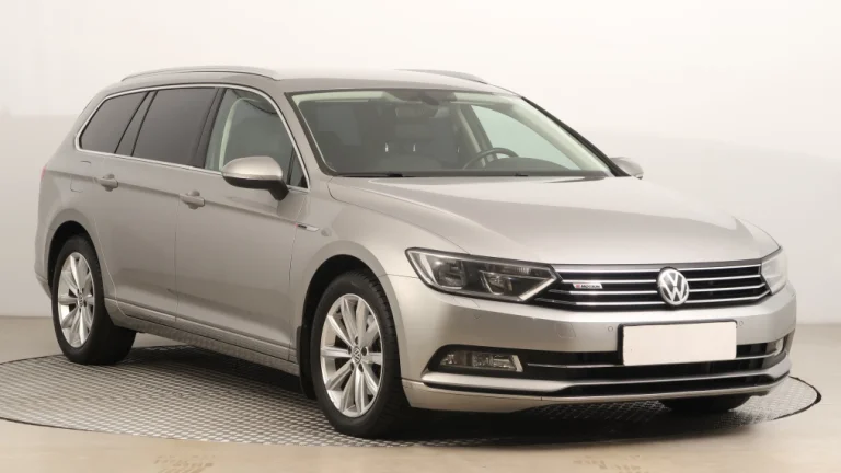 Volkswagen Passat, 2015