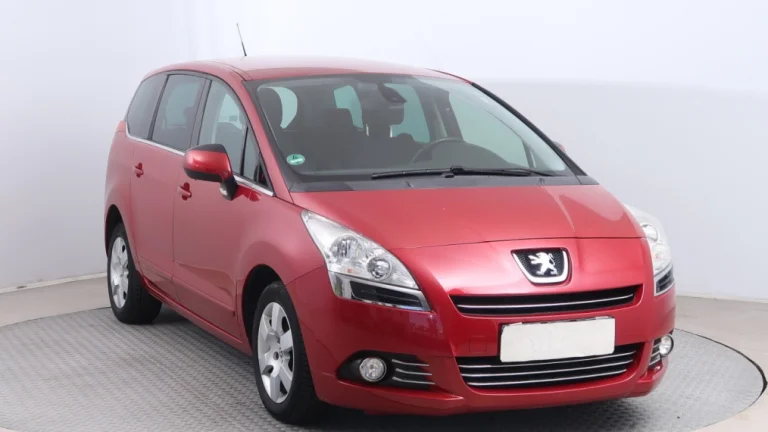 Peugeot 5008, 2013
