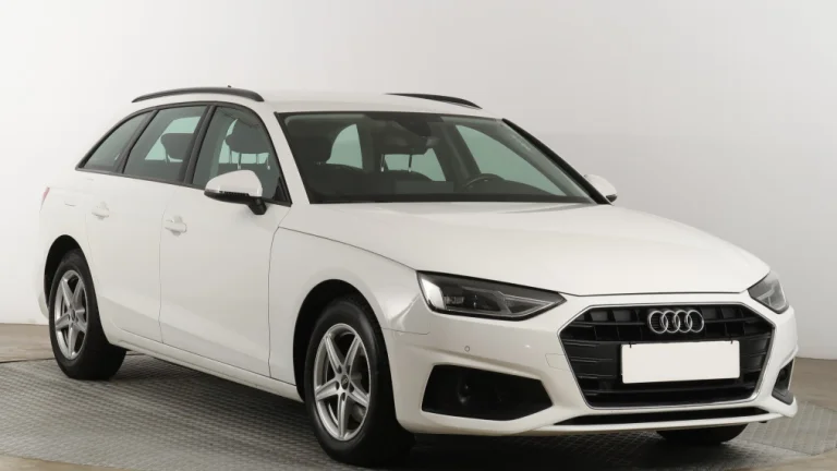 Audi A4, 2021