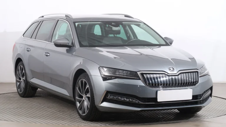 Škoda Superb, 2020