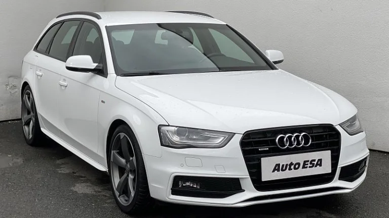 Audi A4 3.0 TFSi S-line