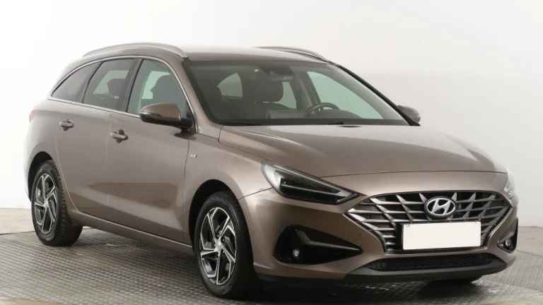 Hyundai i30, 2021