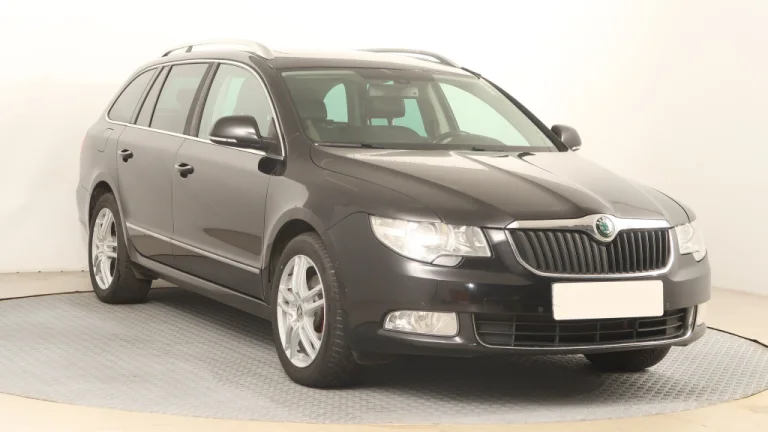 Škoda Superb, 2011