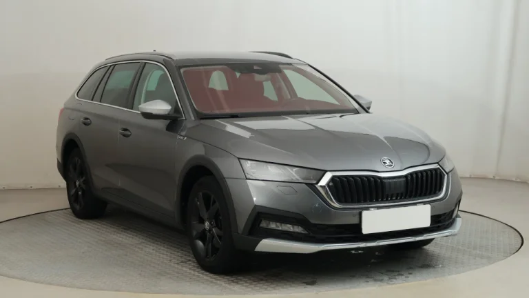 Škoda Octavia Scout, 2022