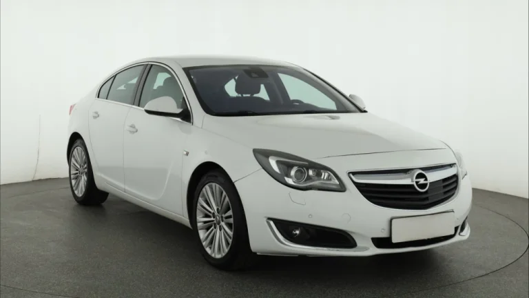 Opel Insignia, 2015