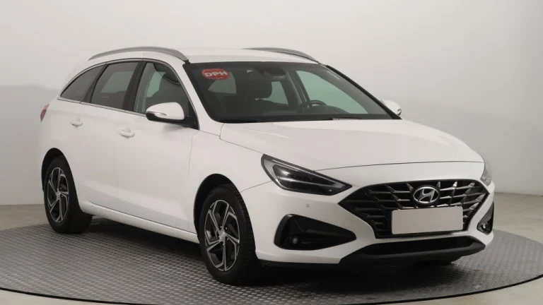 Hyundai i30, 2021