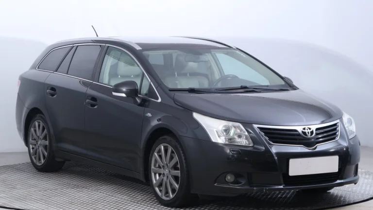 Toyota Avensis, 2011