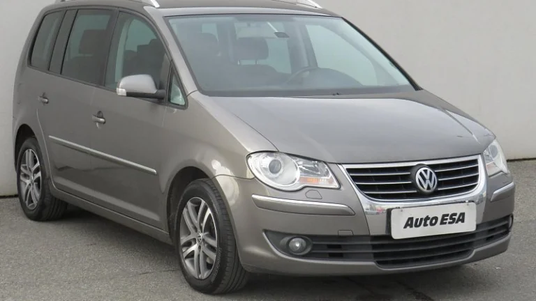 Volkswagen Touran 2.0TDi Highline