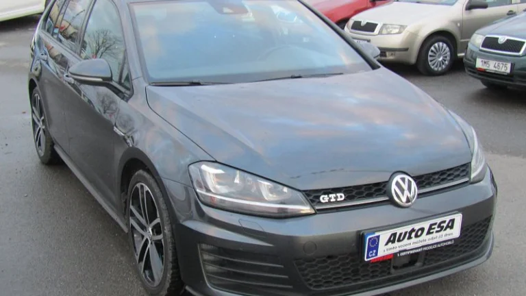 Volkswagen Golf 2.0TDi 