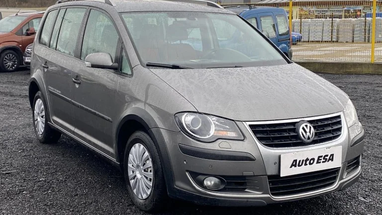 Volkswagen Touran 2.0TDi 