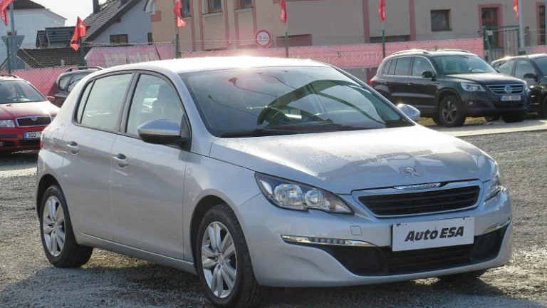 Peugeot 308 1.6i 