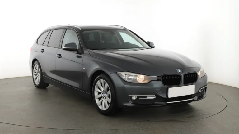BMW 318 d, 2013