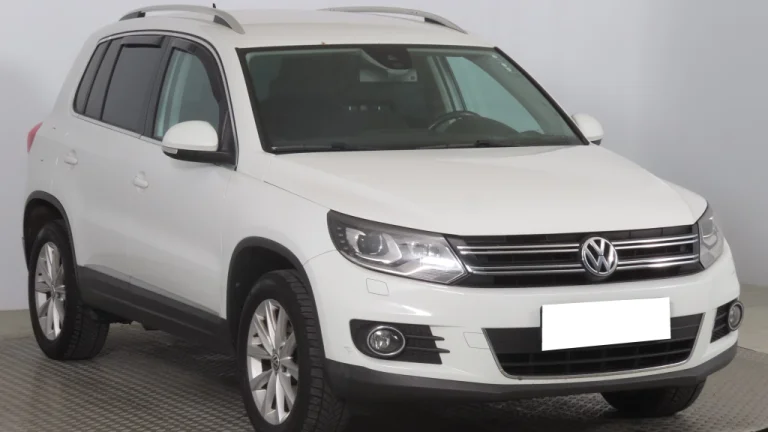 Volkswagen Tiguan, 2015