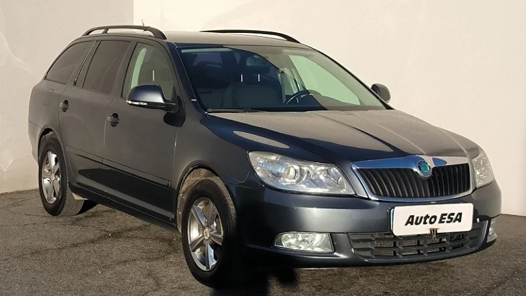 Škoda Octavia II 2.0TDI Elegance