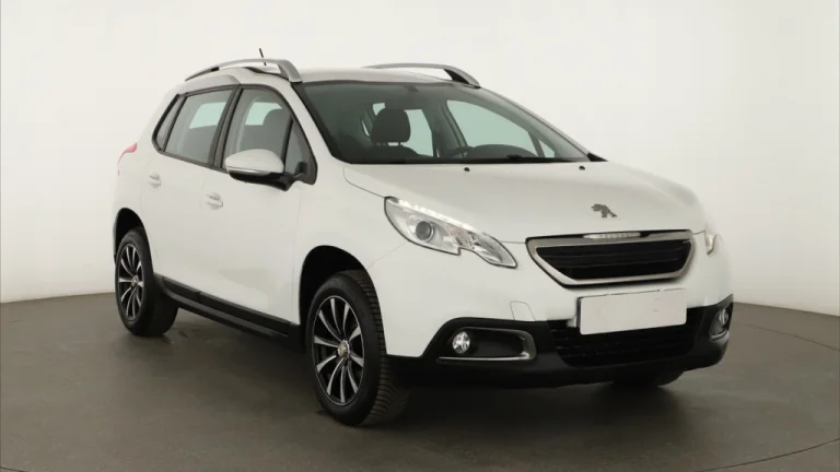 Peugeot 2008, 2015