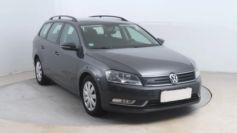 Volkswagen Passat, 2014