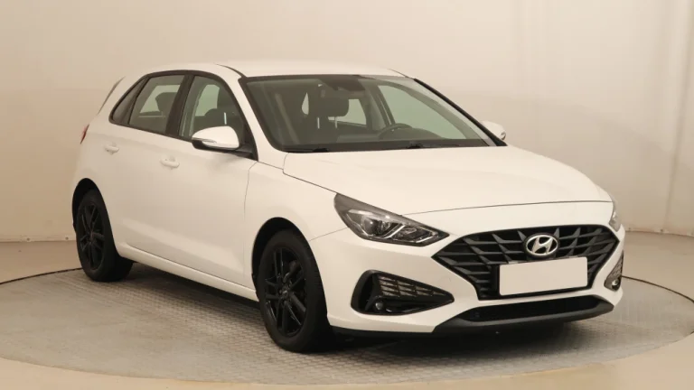 Hyundai i30, 2021