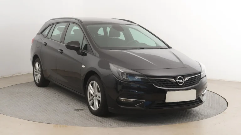 Opel Astra, 2021