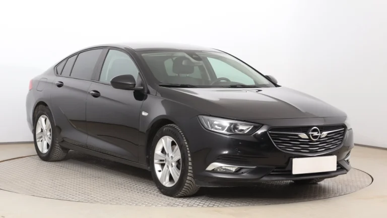 Opel Insignia, 2020