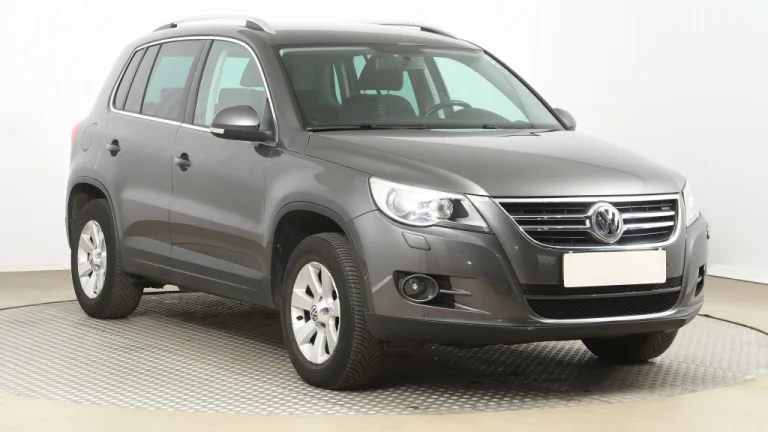 Volkswagen Tiguan, 2011