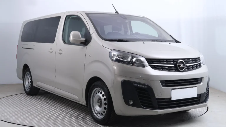 Opel Zafira Life, 2021