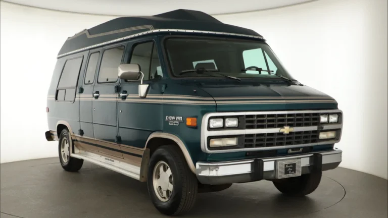 Chevrolet Chevy Van G20, 1995