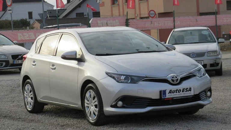 Toyota Auris 1.2 T 