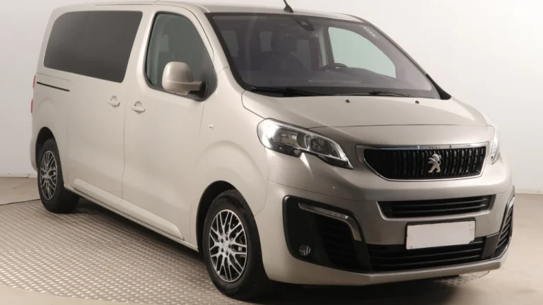Peugeot Traveller, 2017