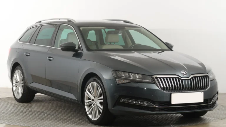 Škoda Superb, 2021