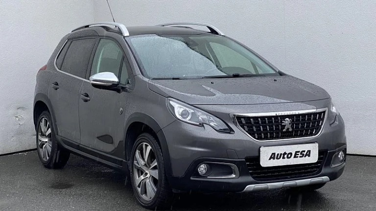 Peugeot 2008 1.2PT Crossway
