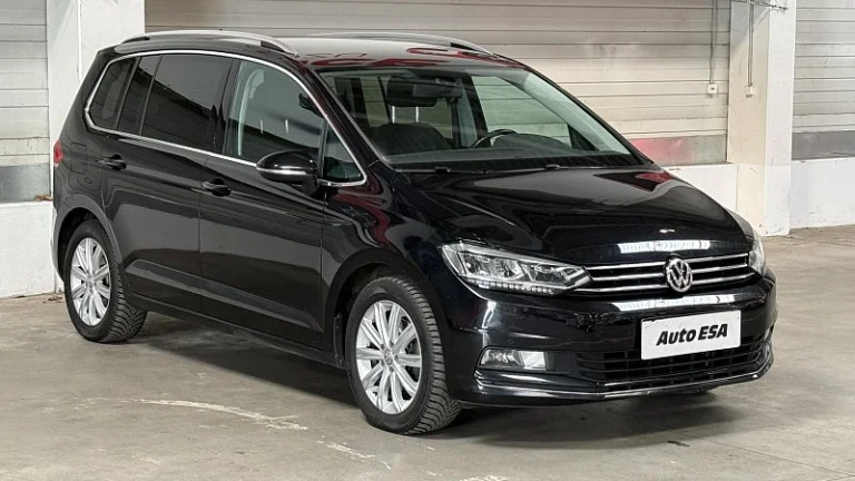 Volkswagen Touran 2.0 TDi 