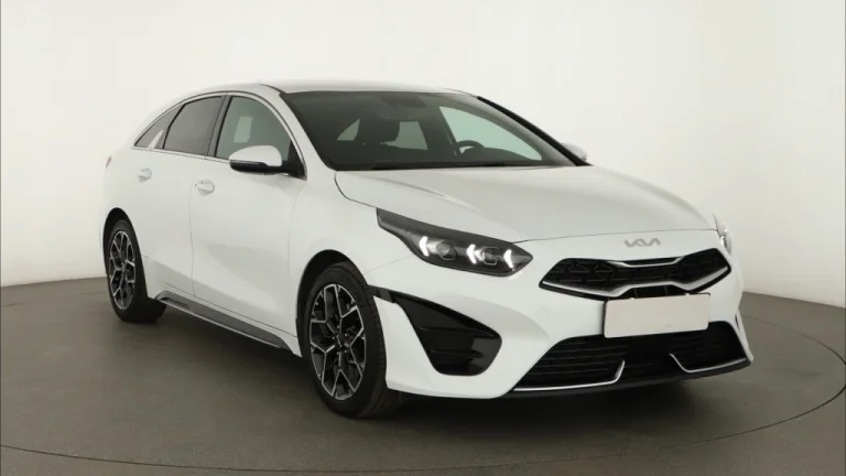 Kia ProCeed, 2023