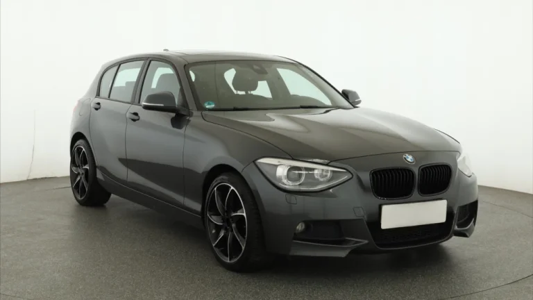 BMW 118i, 2012