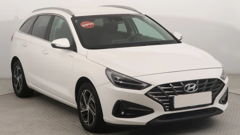 Hyundai i30, 2021