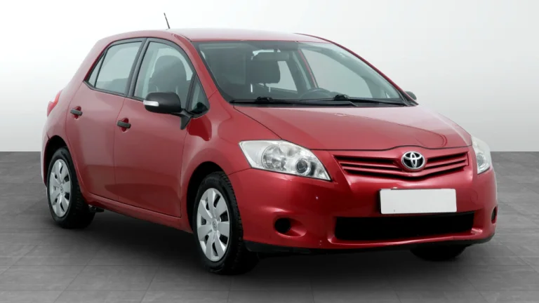 Toyota Auris, 2011