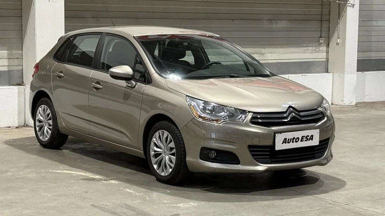 Citroën C4 1.4i 