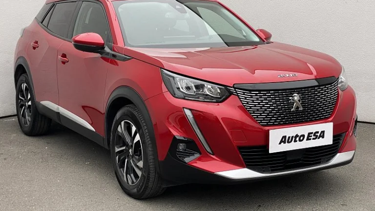 Peugeot 2008 1.2 PT Allure