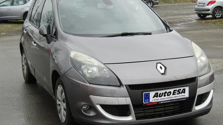 Renault Scénic 1.9 dCi 
