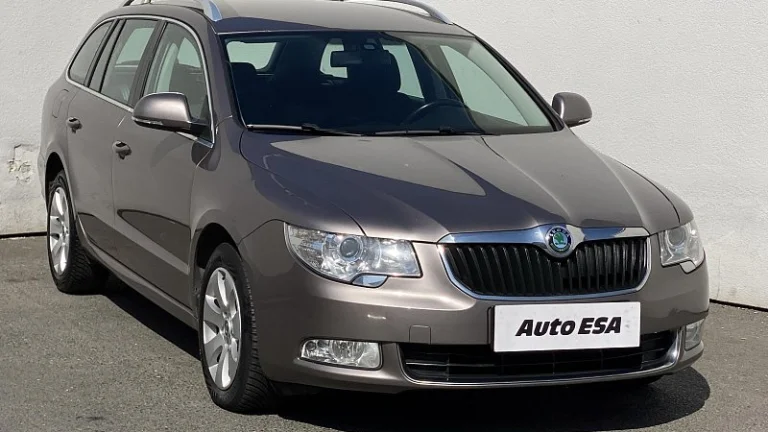 Škoda Superb II 2.0 TDi Ambition