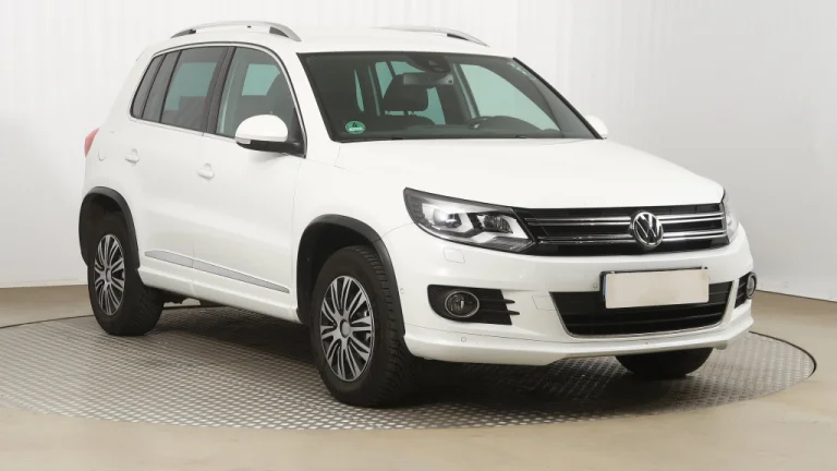 Volkswagen Tiguan, 2015