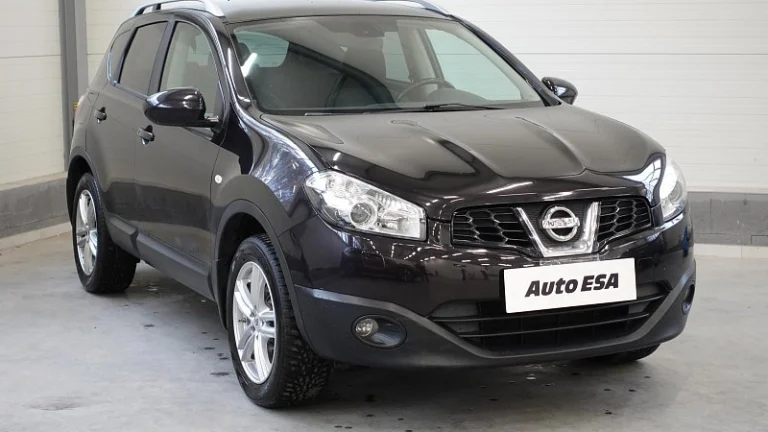 Nissan Qashqai 2.0i 