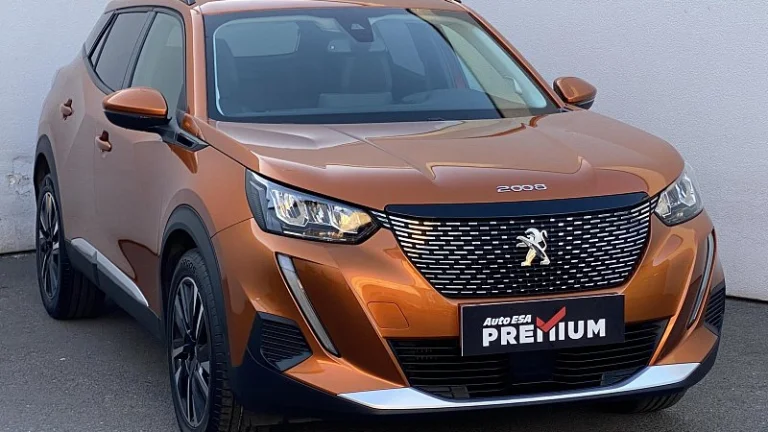 Peugeot 2008 1.2 PT Allure