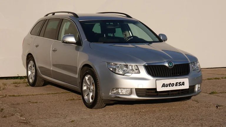 Škoda Superb II 2.0 TDi Ambition